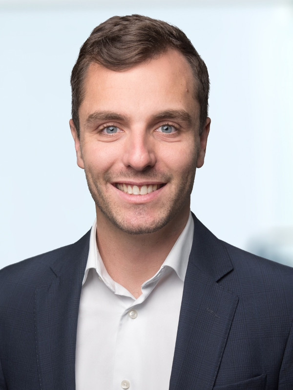 Dr. Alexander Menges